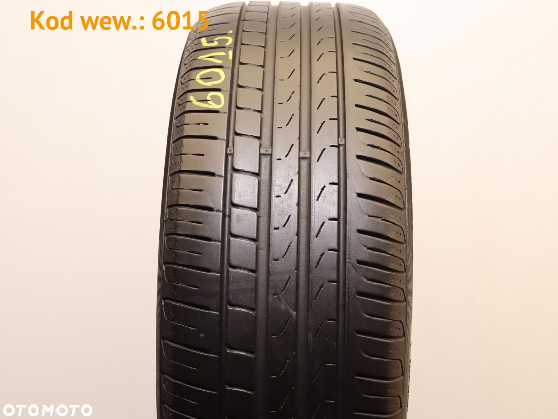 Pirelli Cinturato P7 - 215/55 R17 - 2