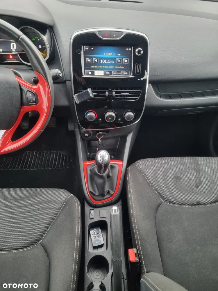 Renault Clio - 13