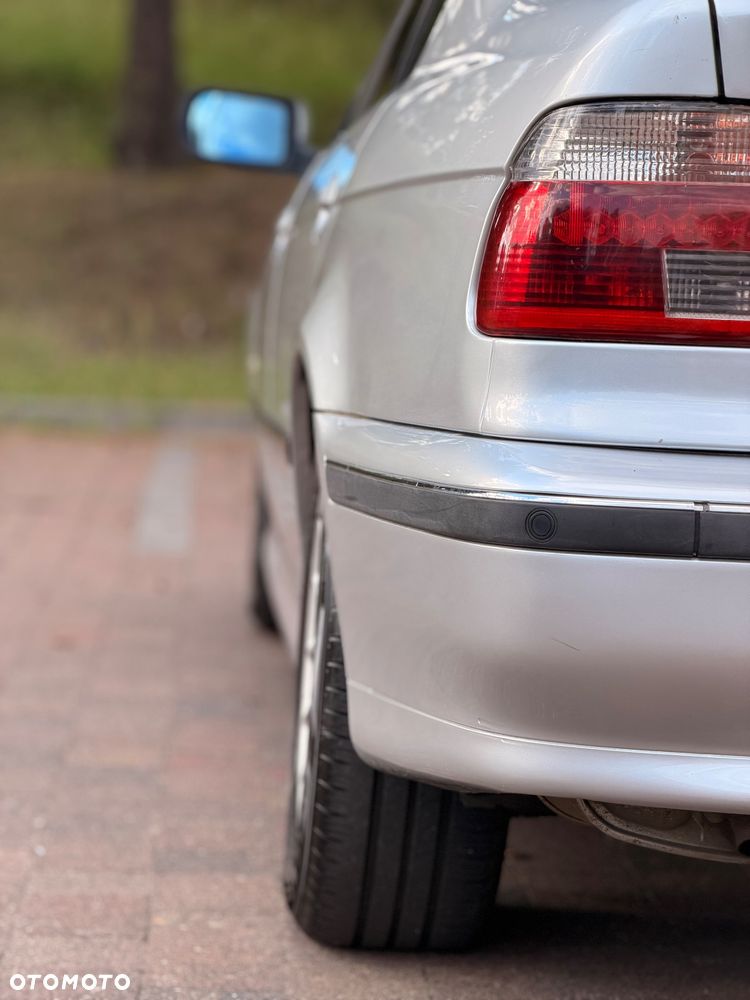 BMW Seria 5 - 17