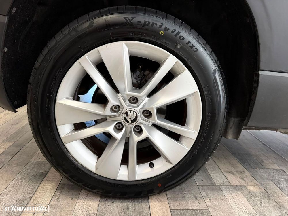 Skoda Karoq 1.0 TSI Selection - 27