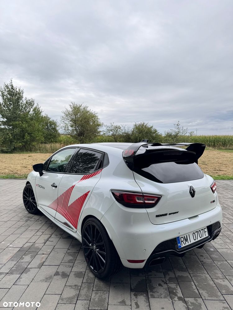Renault Clio 1.6 R.S.Trophy 220 EDC - 4