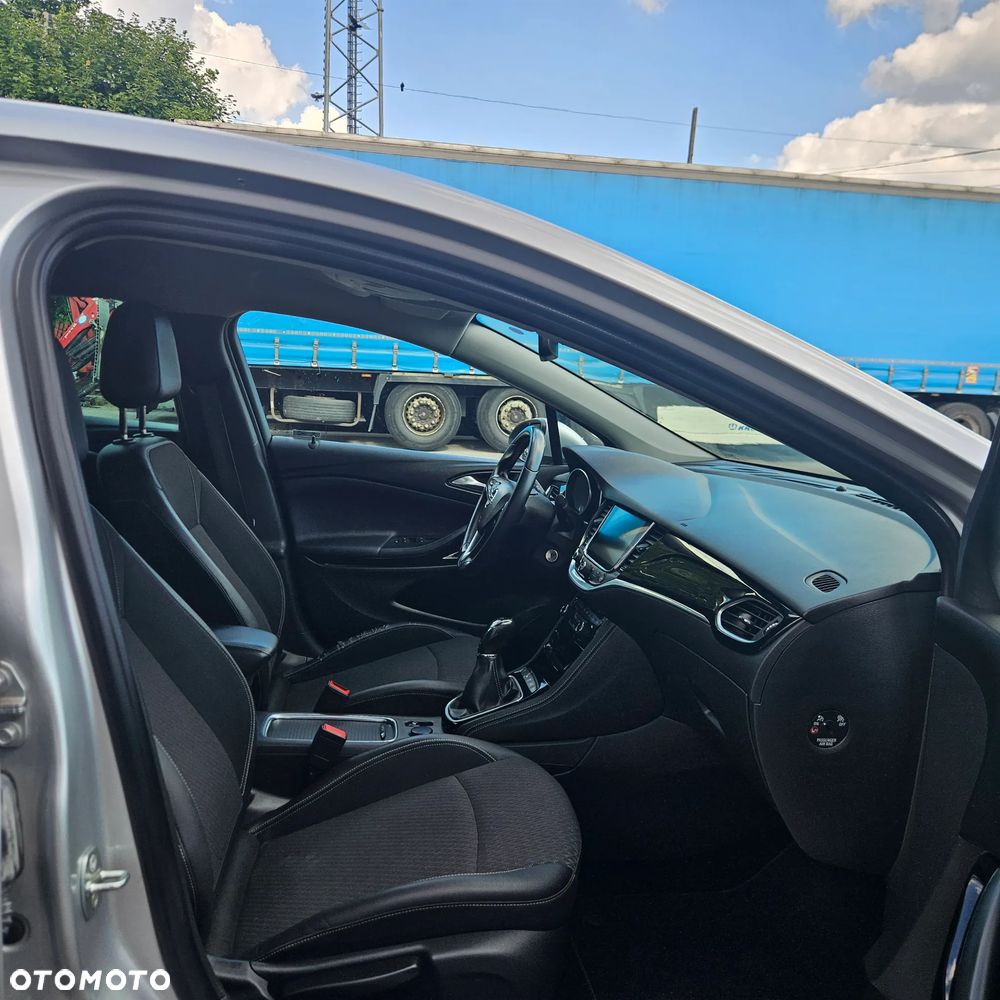 Opel Astra - 16