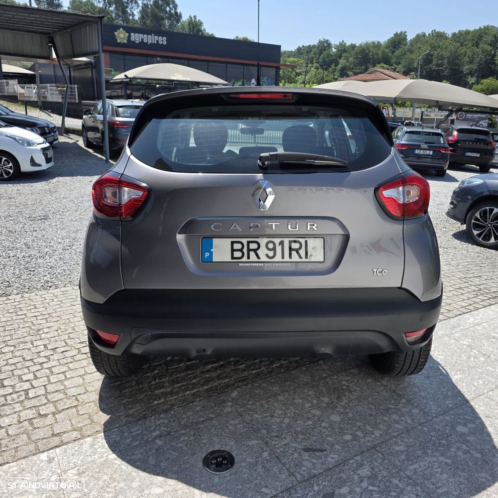 Renault Captur 1.2 TCe Exclusive EDC - 11