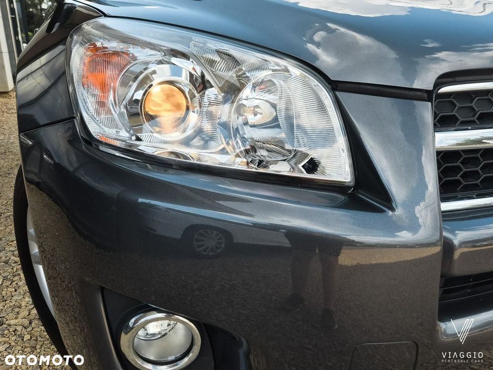 Toyota RAV4 2.0 VVT-i Premium - 30