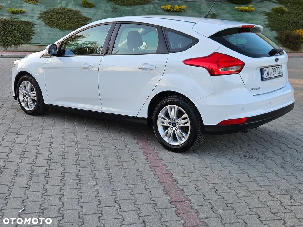 Ford Focus 1.6 Trend - 6