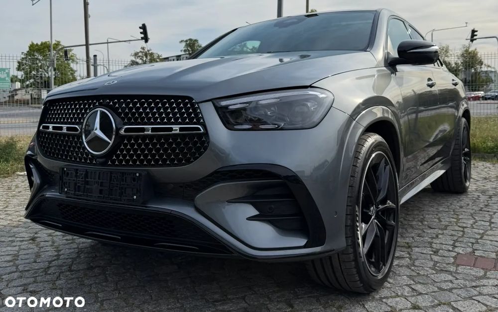 Mercedes-Benz GLE - 1