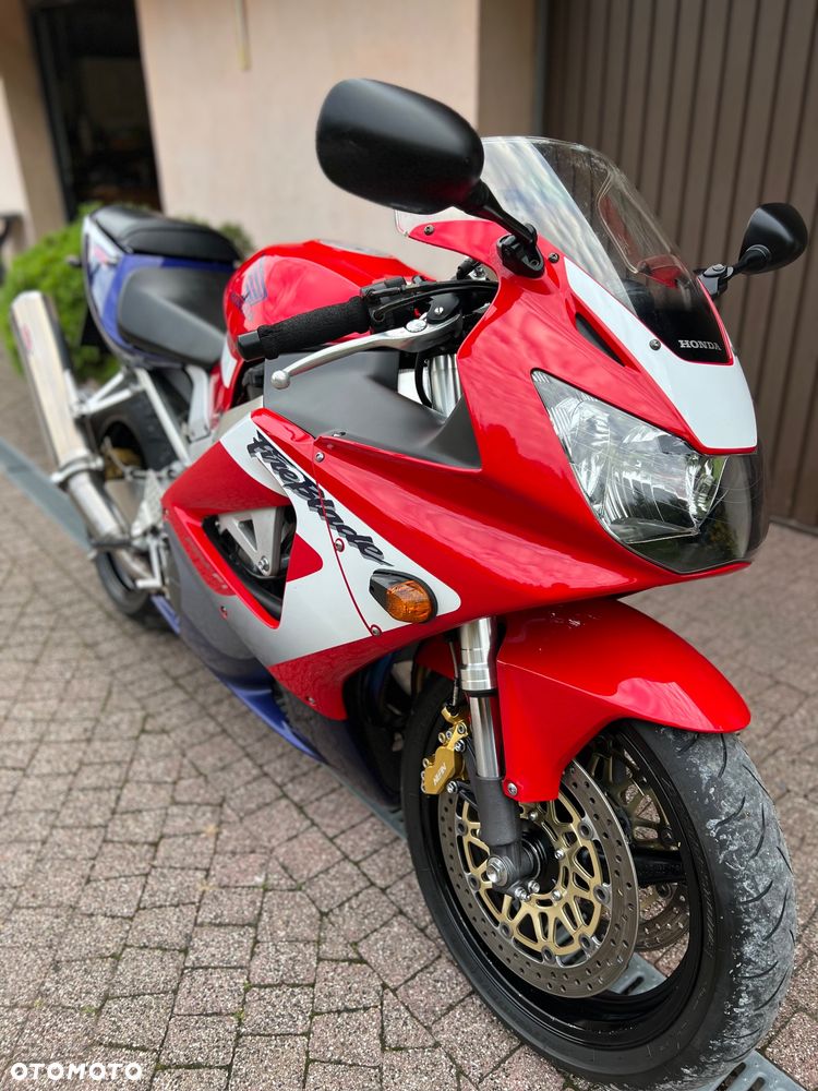 Honda CBR - 12
