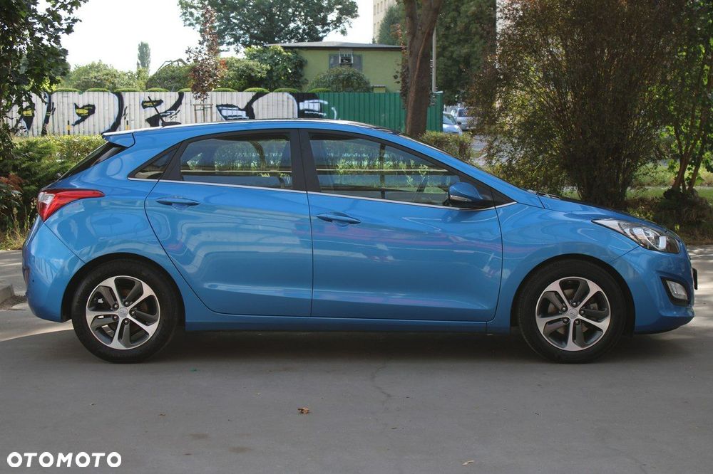 Hyundai i30 1.4 YES - 6