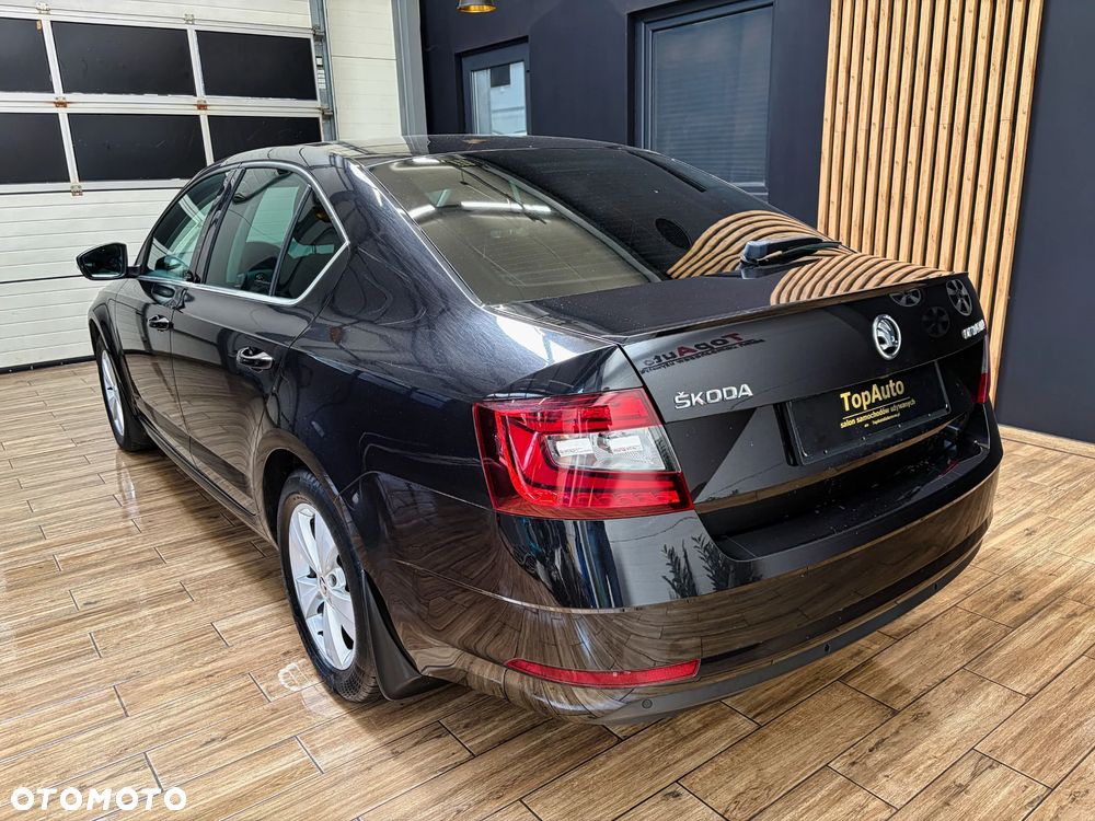 Skoda Octavia 1.5 TSI ACT Style DSG - 9