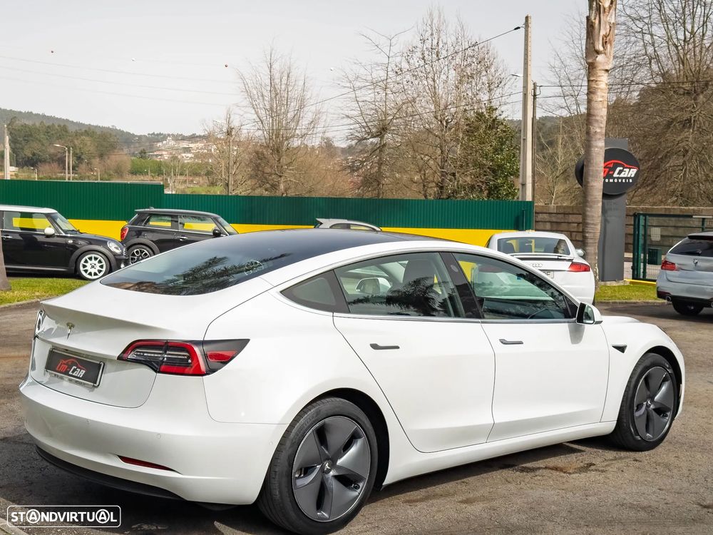 Tesla Model 3 Standard Range Plus RWD - 4