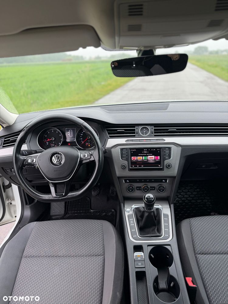 Volkswagen Passat 1.4 TSI BMT City - 14