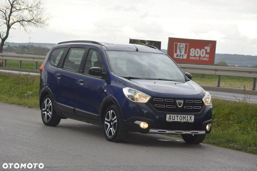 Dacia Lodgy SCe 100 Stepway - 13