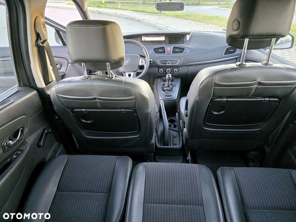 Renault Scenic 1.5 dCi Avantage - 24