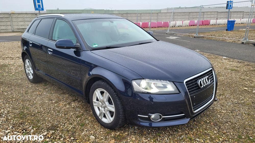 Audi A3 Sportback 2.0 TDI Ambiente - 1