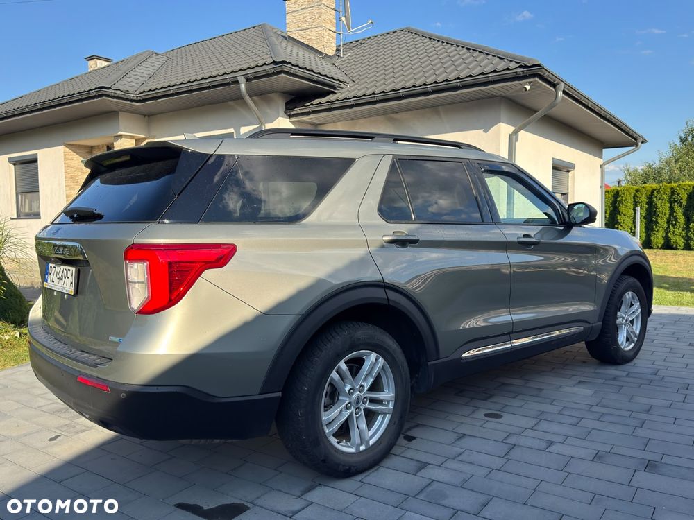 Ford Explorer - 3