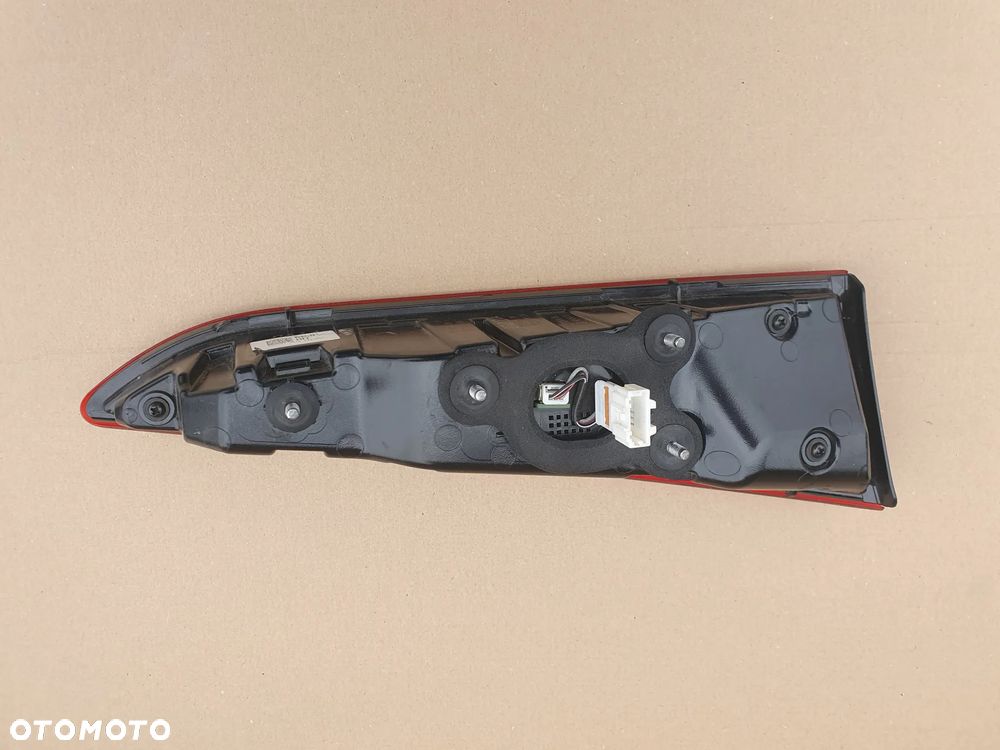 Lampa tył tylna prawa w klapę Hyundai Kona Led rok 17-20 - 2