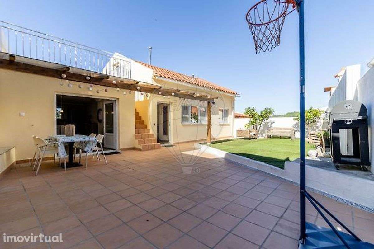 Moradia T2 para venda - Grande imagem: 2/14