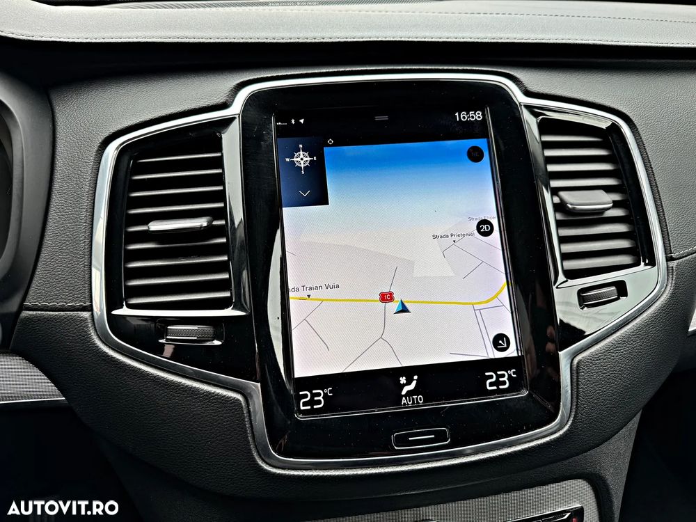 Volvo XC 90 D5 AWD Geartronic Inscription - 13