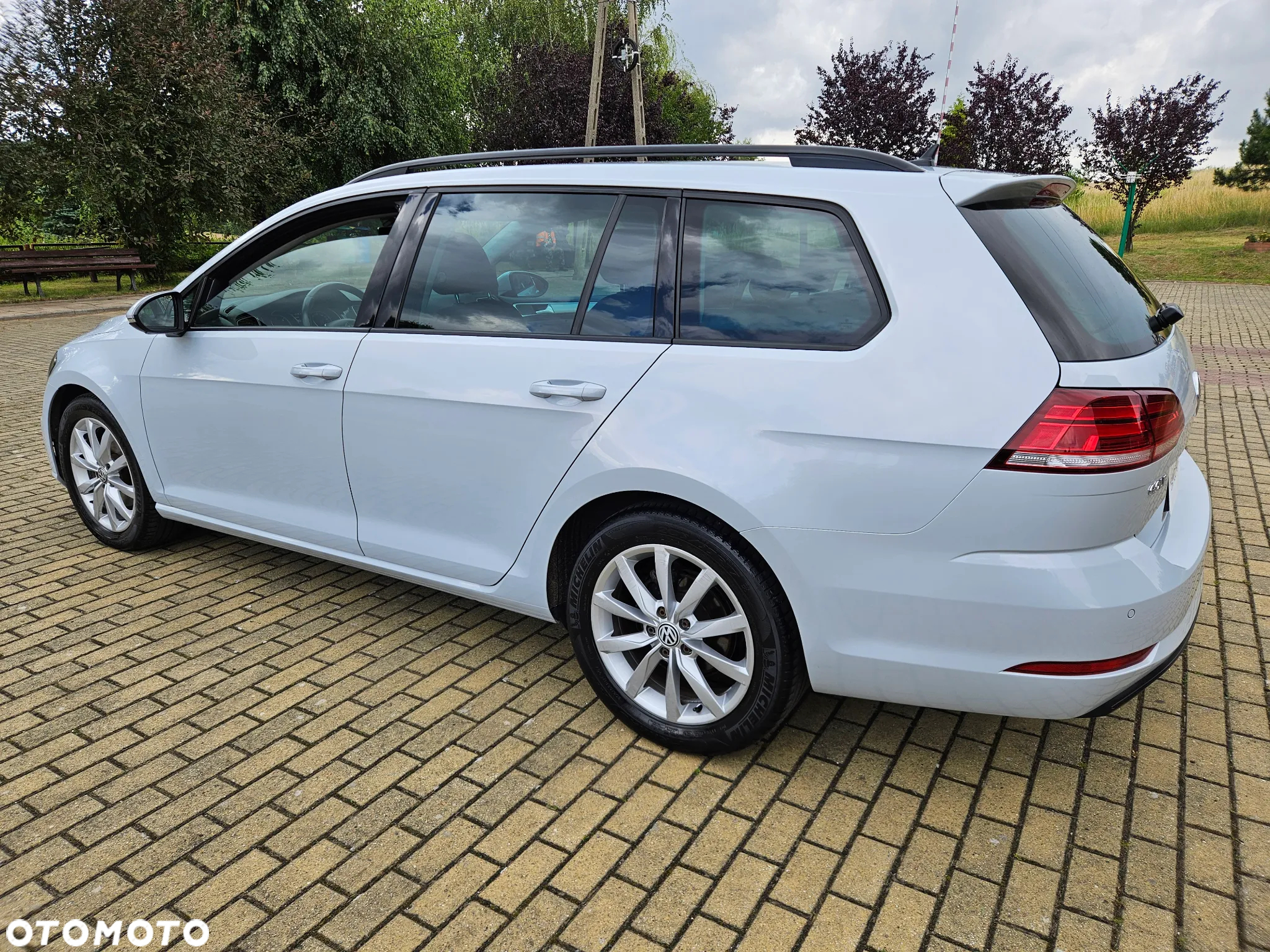 Volkswagen Golf VII 1.6 TDI BMT Comfortline DSG - 11