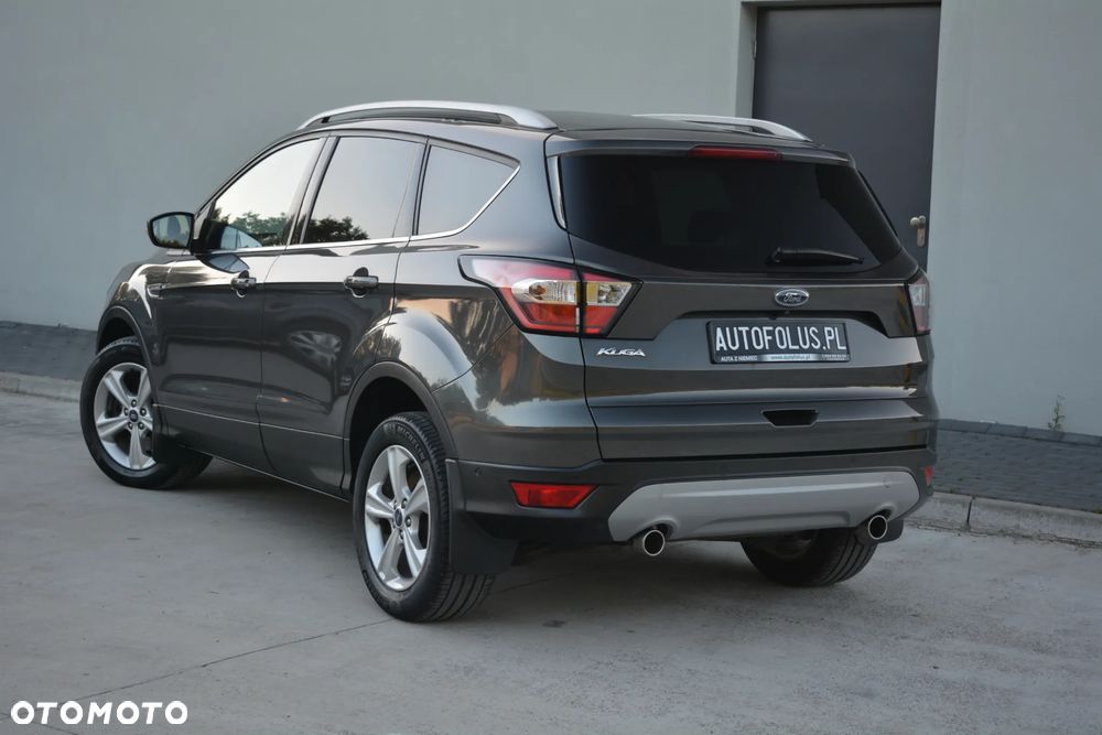 Ford Kuga - 4