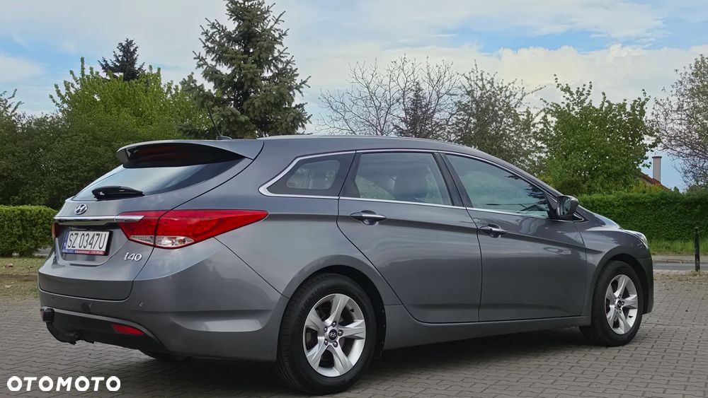 Hyundai i40 Kombi 1.7 CRDi Premium - 4