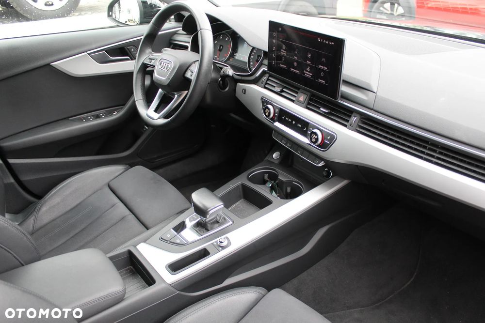 Audi A4 Avant 35 TDI mHEV S tronic - 14
