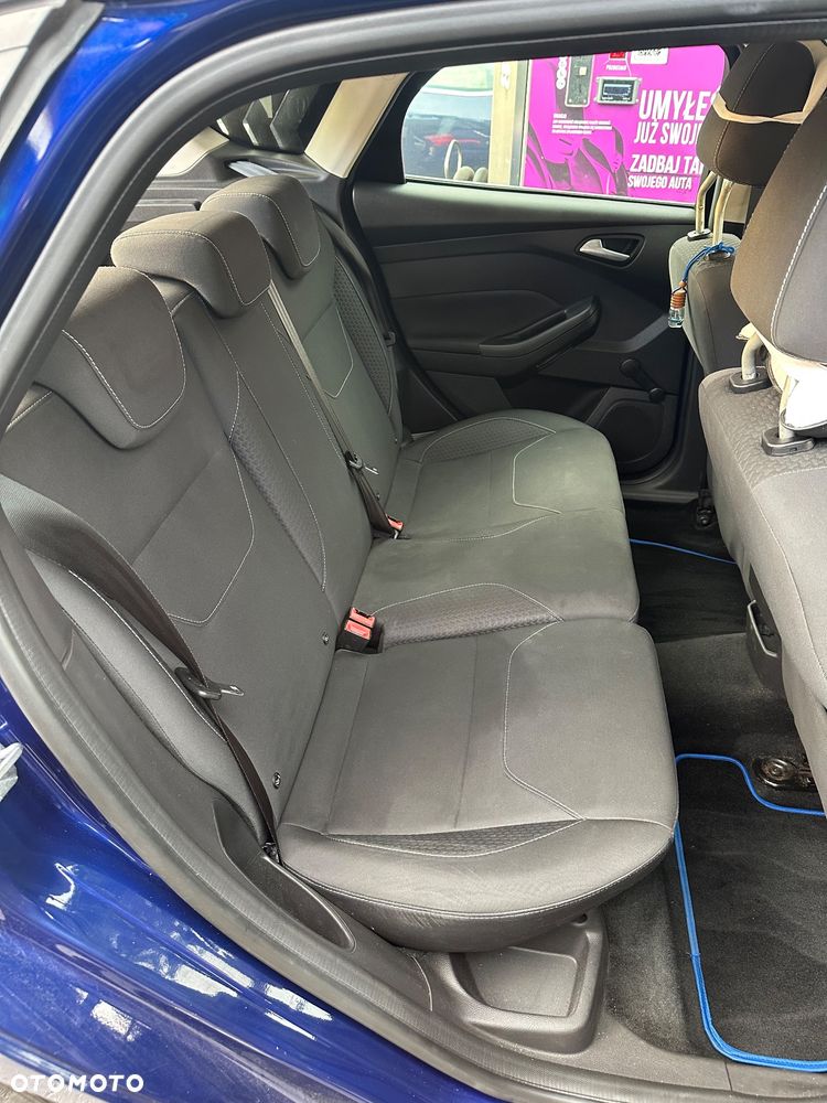 Ford Focus 1.0 EcoBoost Trend Sport - 13