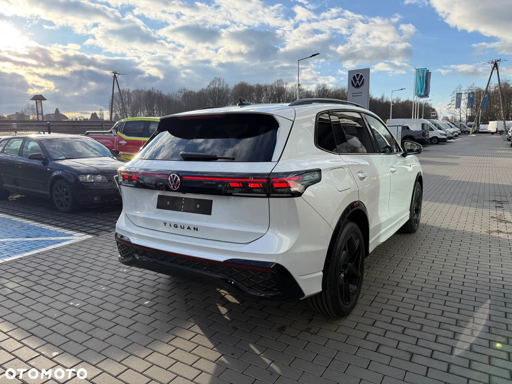 Volkswagen Tiguan 1.5 eTSI R-Line Plus DSG - 3