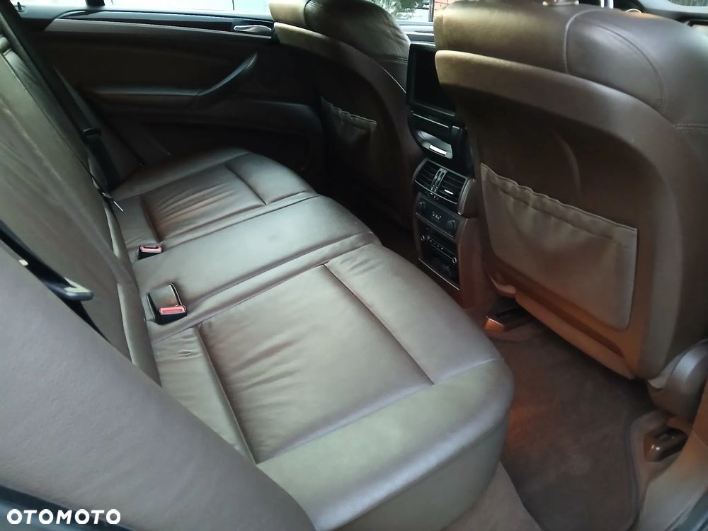 BMW X5 3.0sd xDrive - 9
