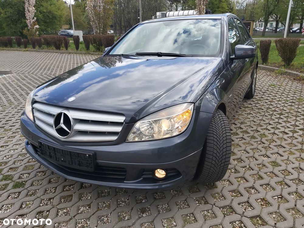 Mercedes-Benz Klasa C 200 CDI BlueEff Avantgarde - 30