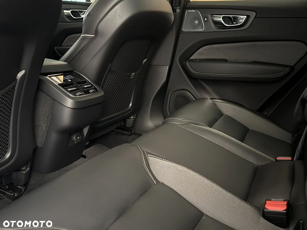 Volvo XC 60 B5 D AWD Geartronic RDesign - 20