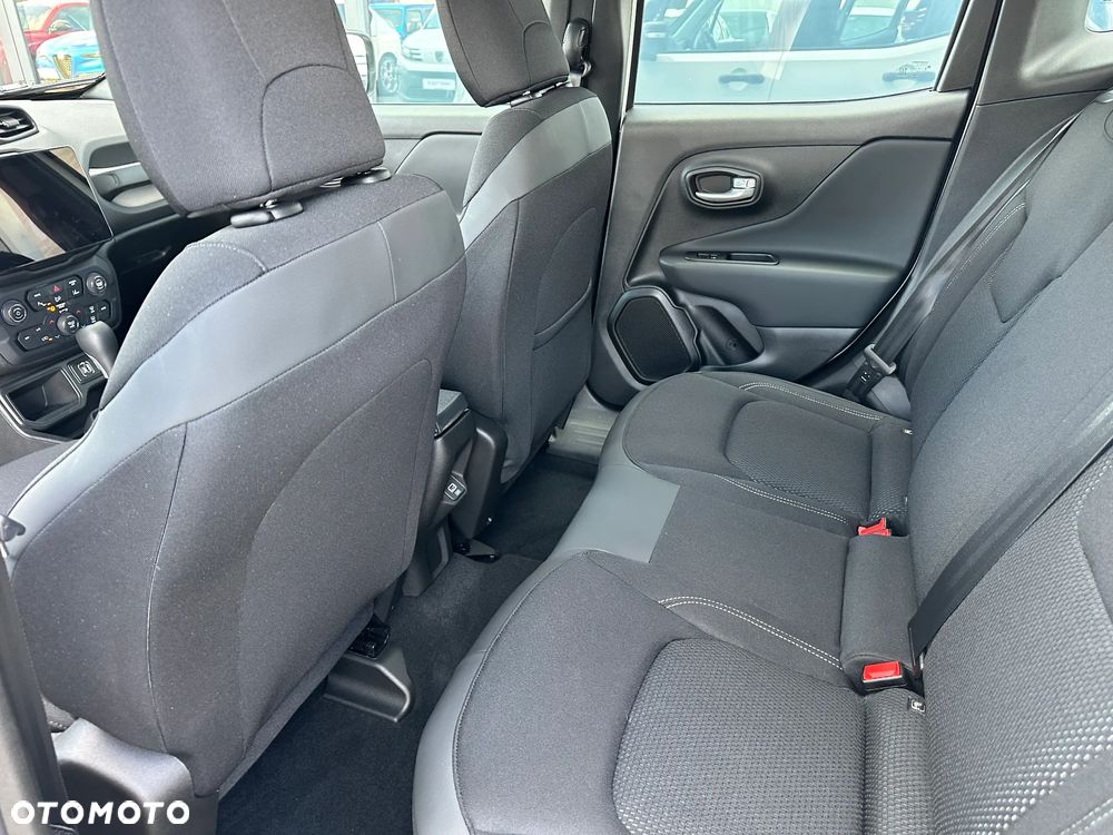 Jeep Renegade 1.5 T4 mHEV Altitude FWD S&S DCT - 16