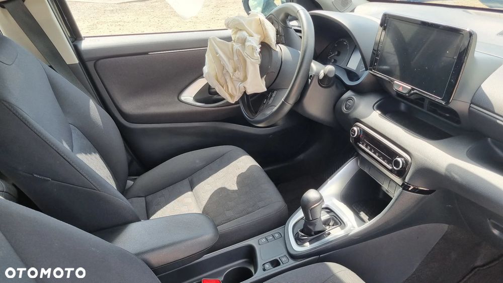 Toyota Yaris - 21