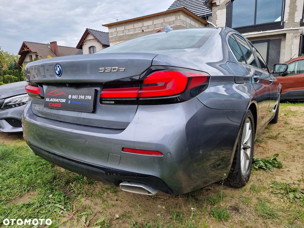 BMW Seria 5 530e iPerformance GPF - 1