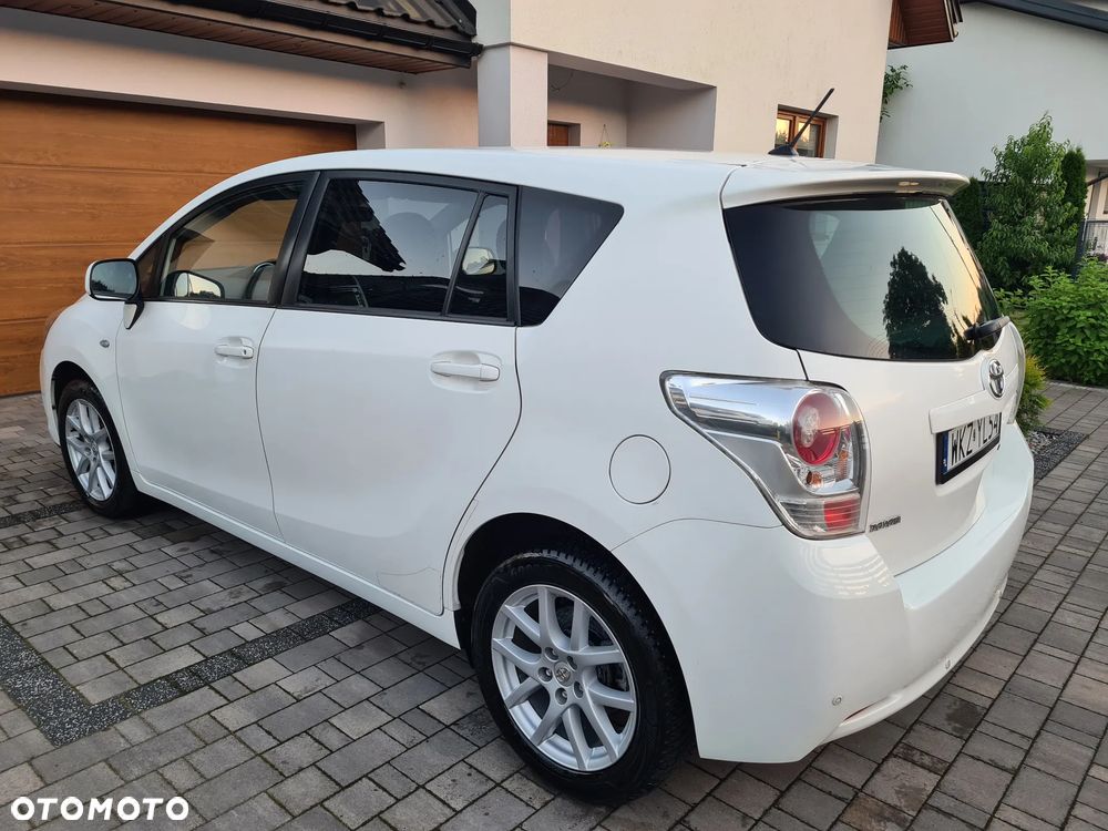 Toyota Verso 1.8 Premium EU5 - 7