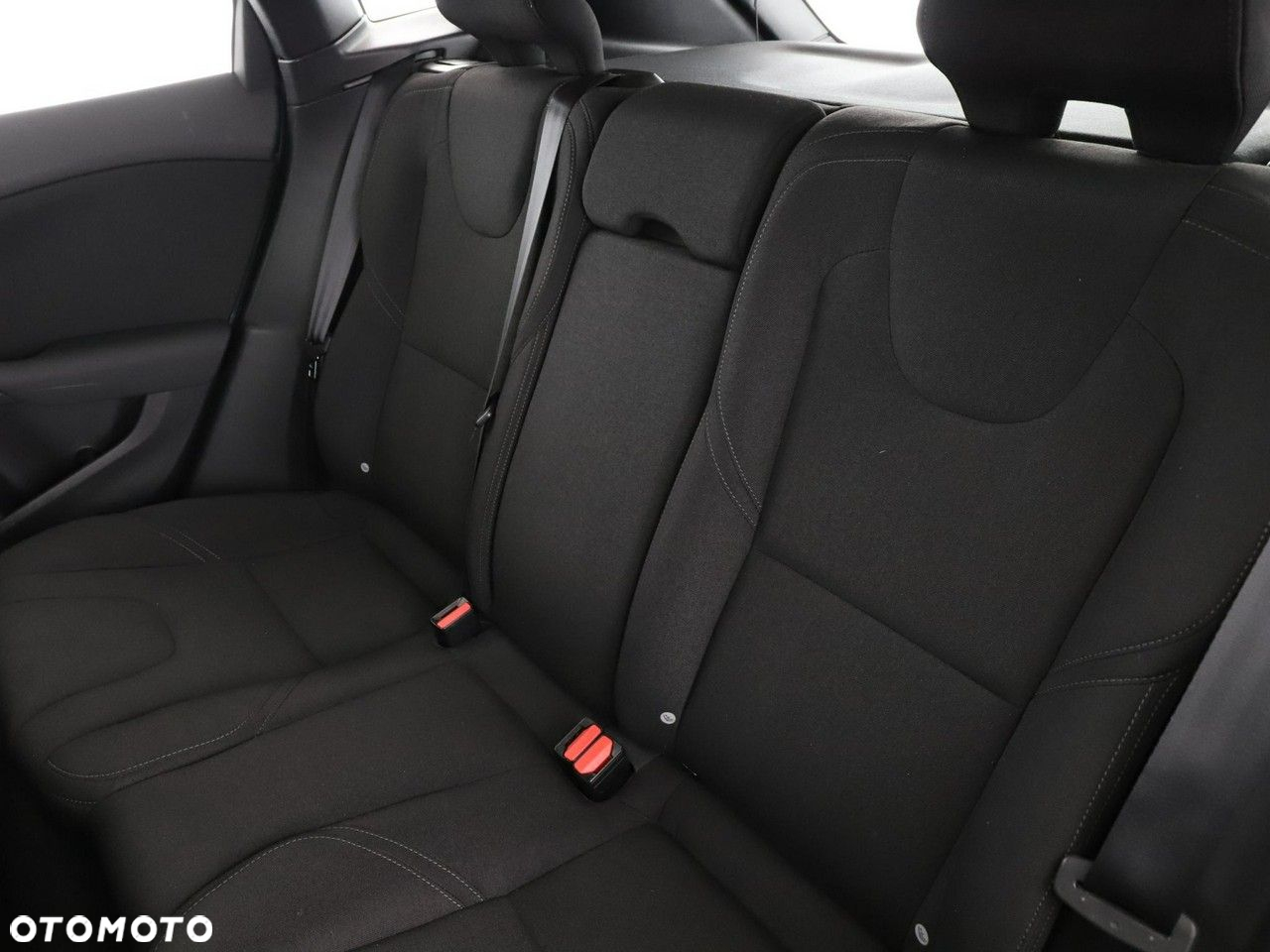 Volvo V40 D2 Kinetic - 17