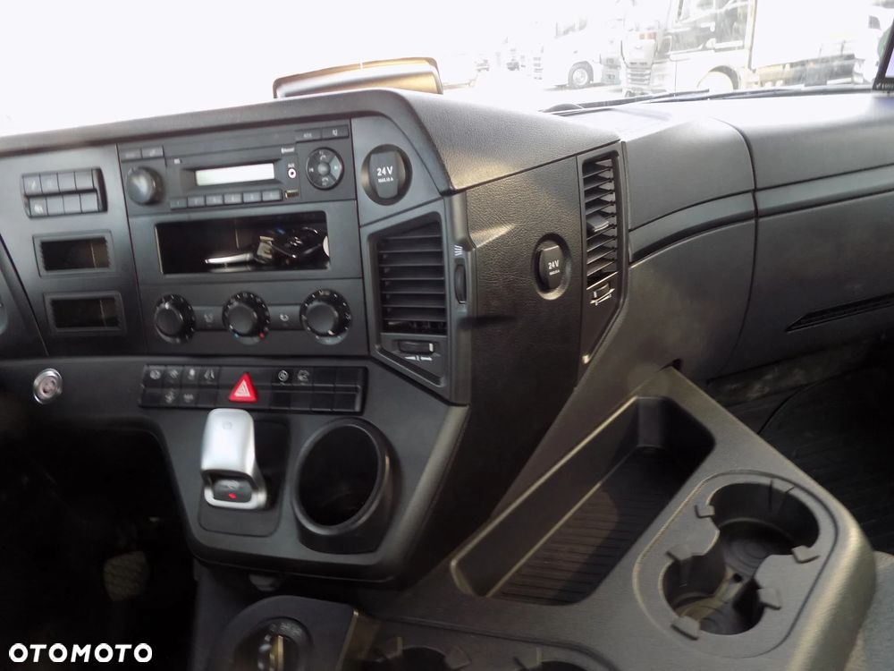 Mercedes-Benz 3240 AROCS/LIEBHERR/ - 25