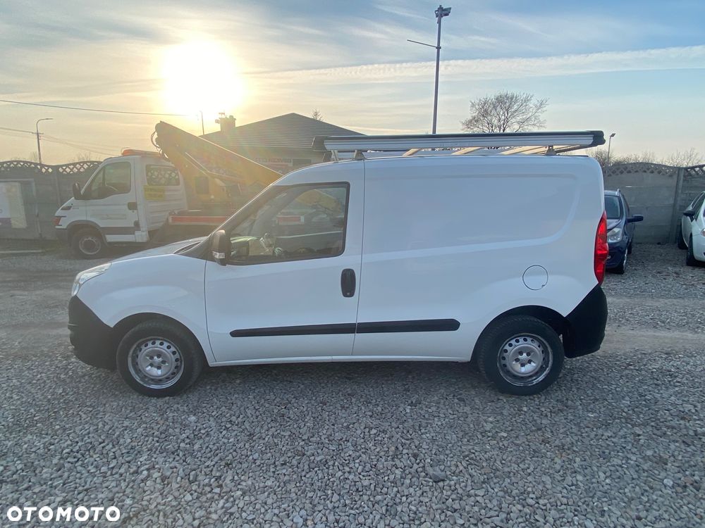 Opel Combo - 8