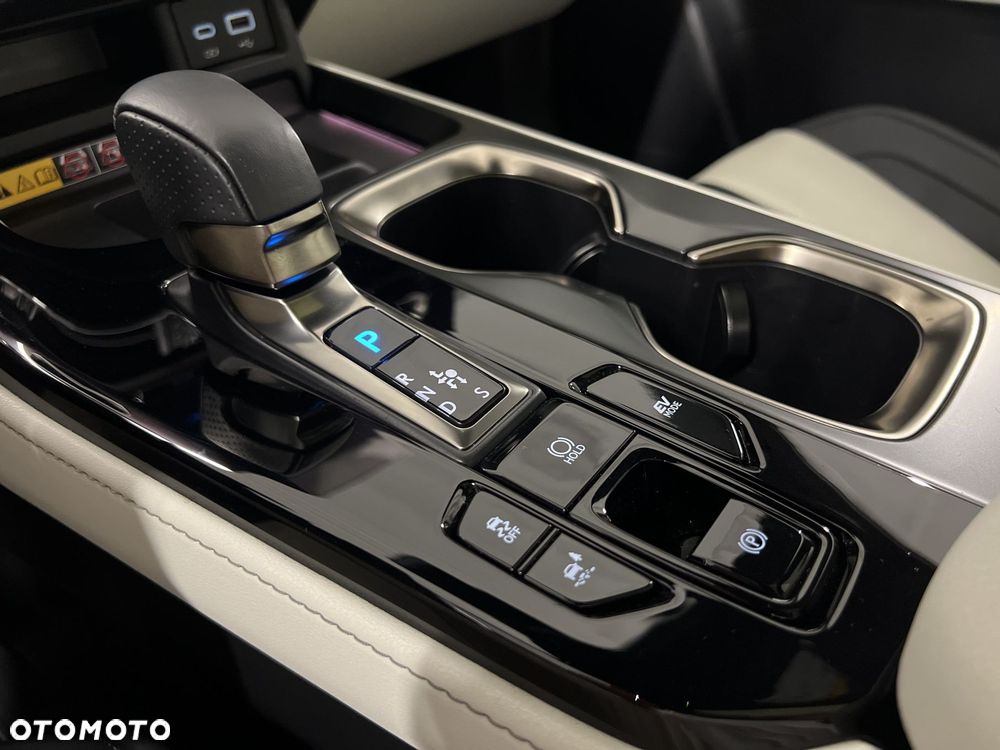 Lexus NX 350h F Sport AWD - 26