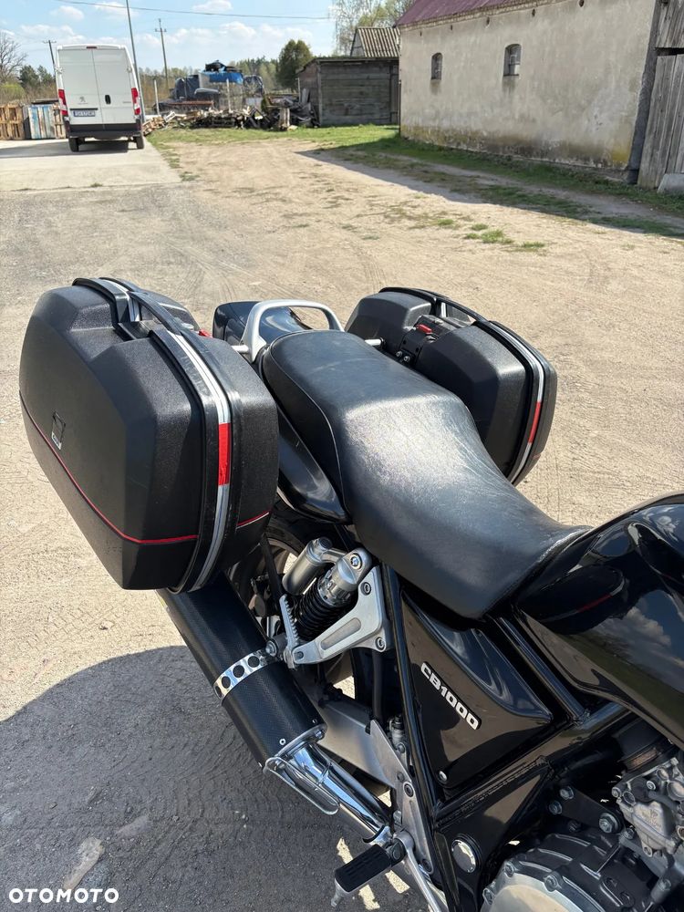 Honda CB - 7