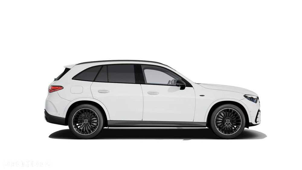 Mercedes-Benz GLC - 11