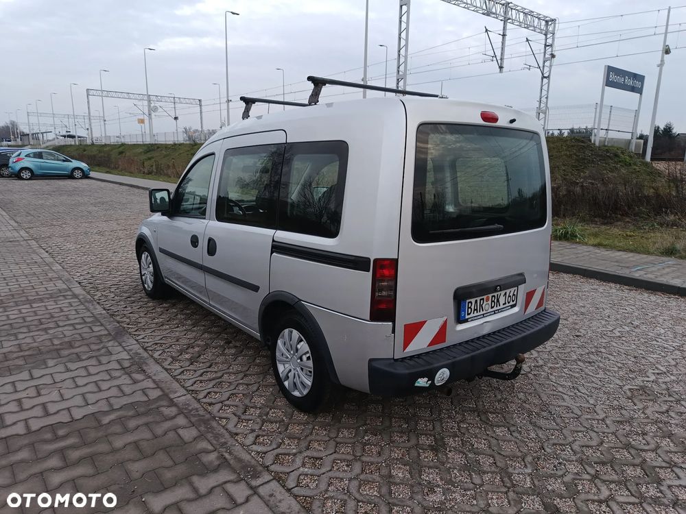 Opel Combo Tour - 10