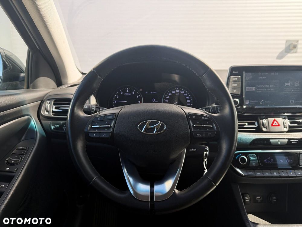 Hyundai i30 1.5 T-GDI 48V Smart - 16