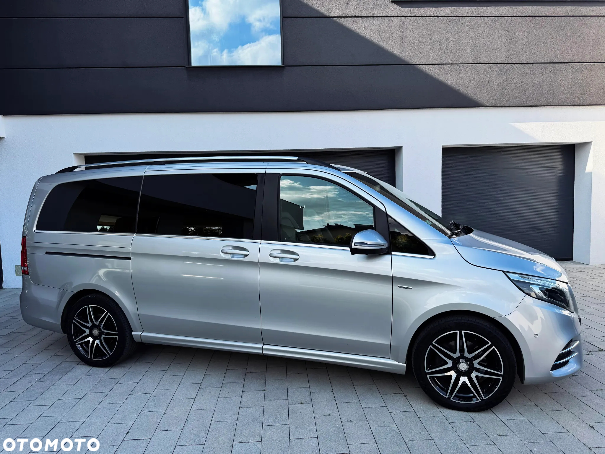 Mercedes-Benz Klasa V 250 d Exclusive 7G-Tronic - 2