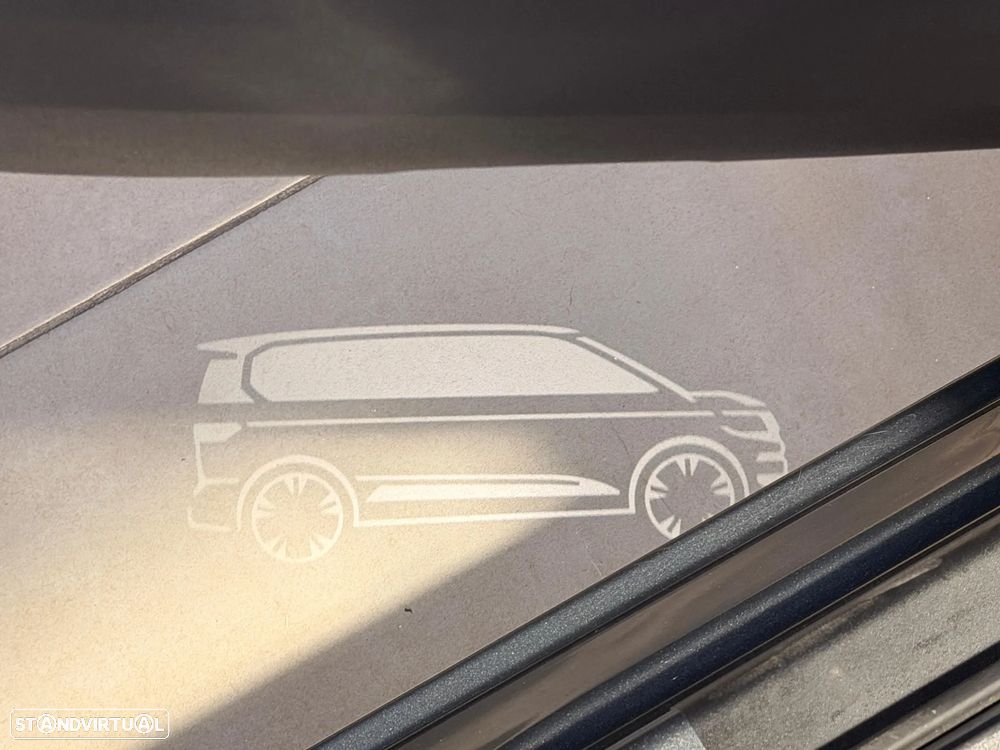 VW Multivan 2.0 TDI Style DSG - 49