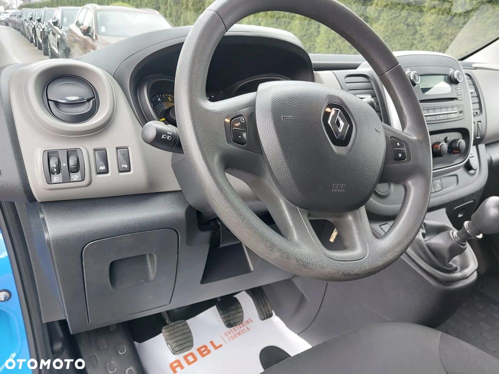 Renault TRAFIC - 13