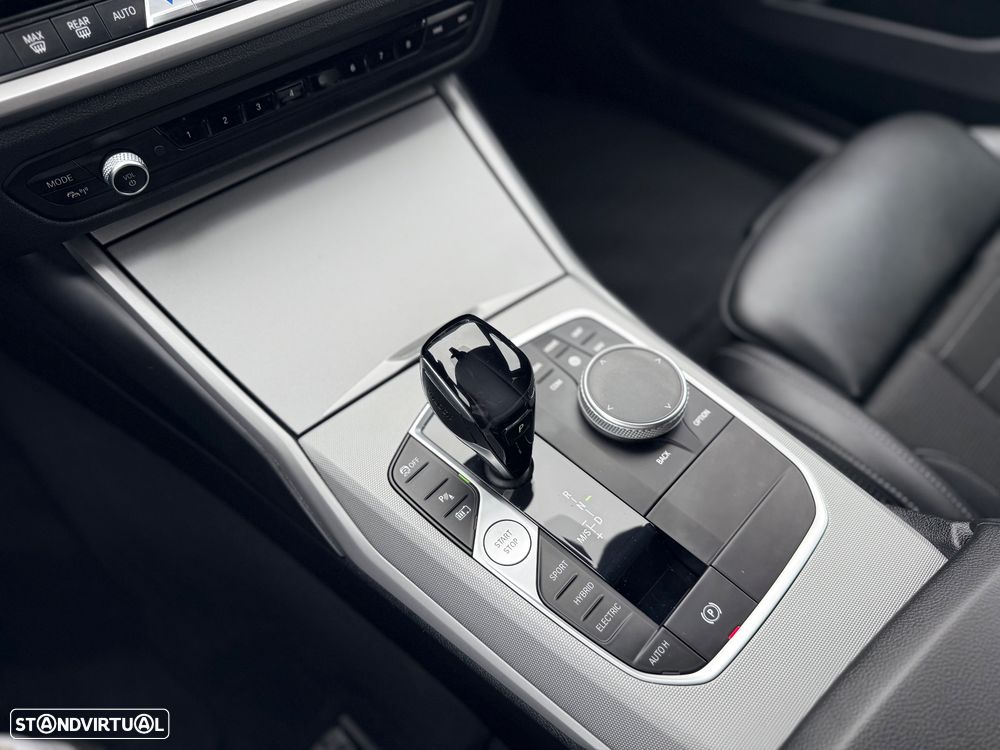 BMW 320 e Line Sport Auto - 28