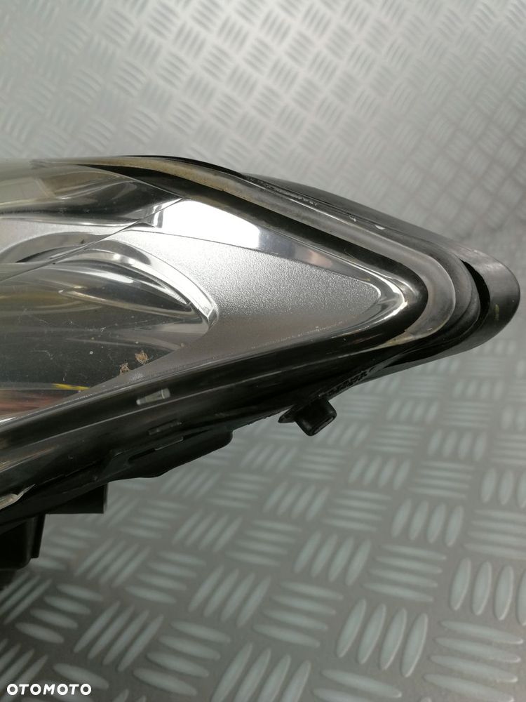 lampa reflektor prawy prawa lewy lewa przód przednia RENAULT LAGUNA III 3 - 16