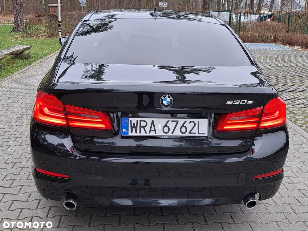 BMW Seria 5 530e iPerformance - 25