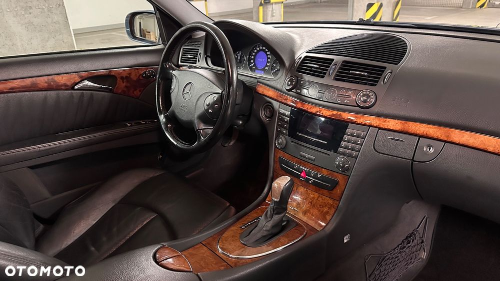 Mercedes-Benz Klasa E - 8